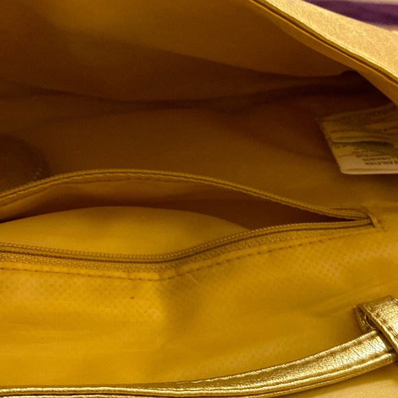 Vintage Avon Convertible Mini Bag or Wristlet with Zippered Pocket Inside. - Picture 12 of 13